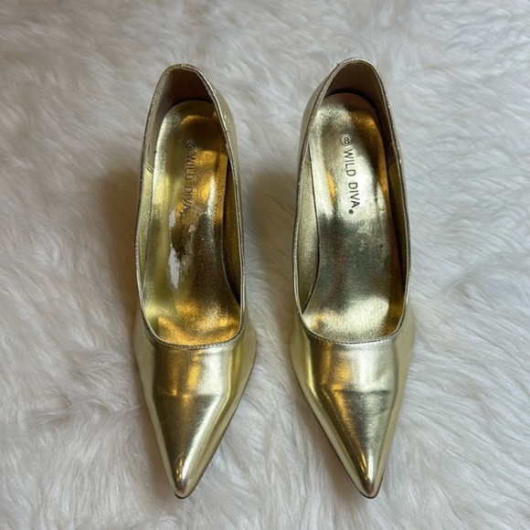 Vintage Wild Diva Gold Pumps Size 8 - Picture 2 of 6